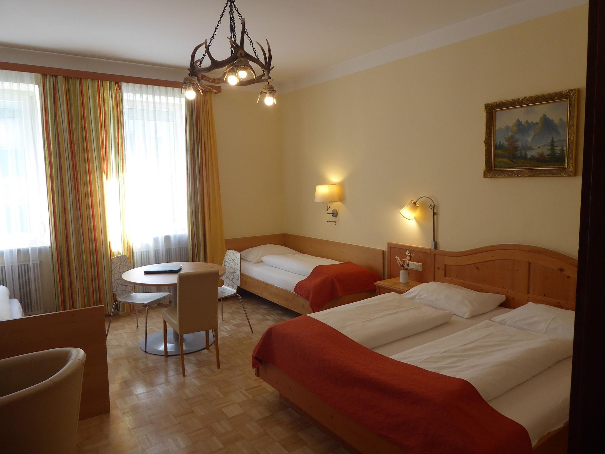 Adlerhof 2*