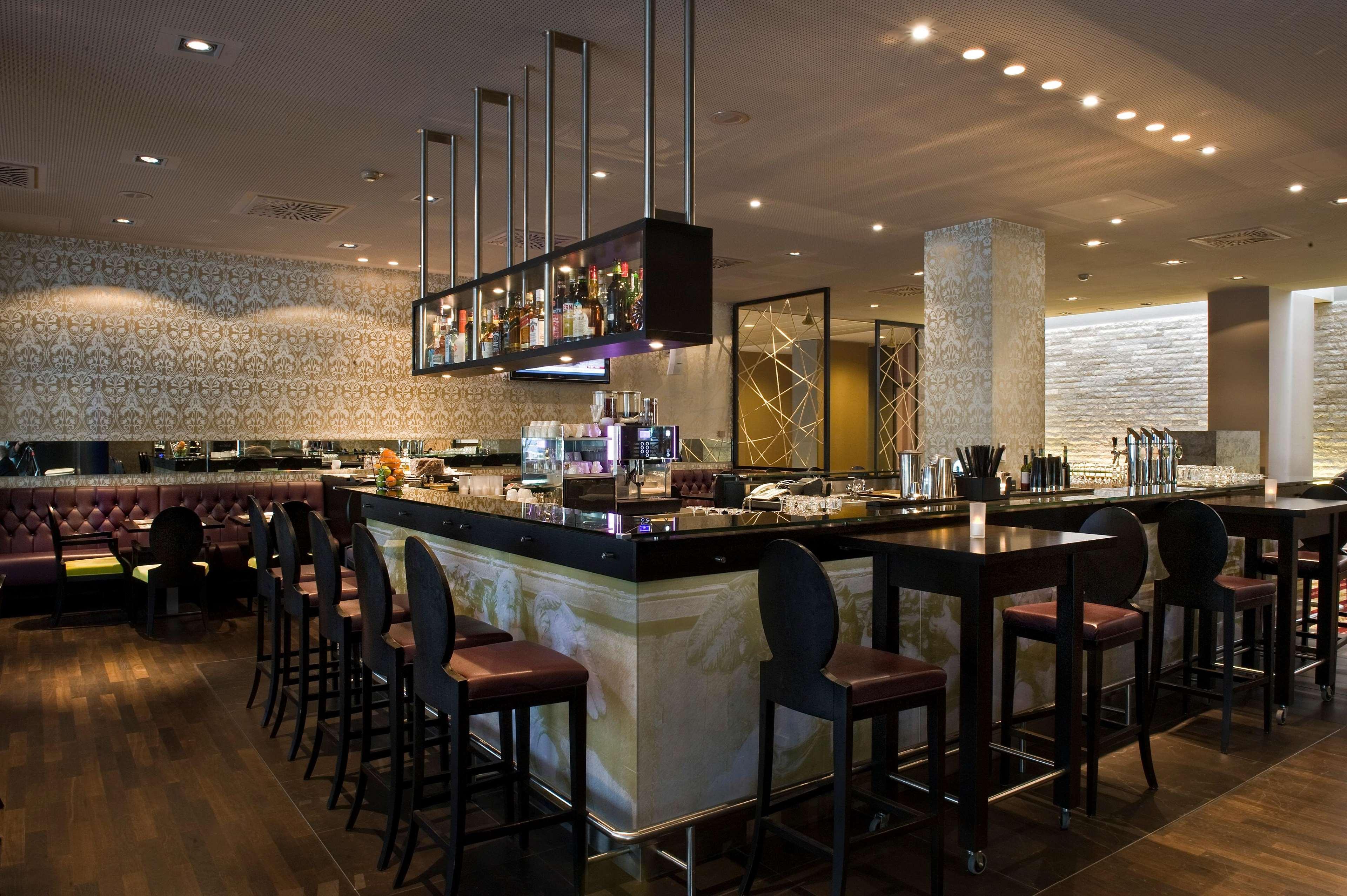 Wyndham Grand Conference Centre 4*