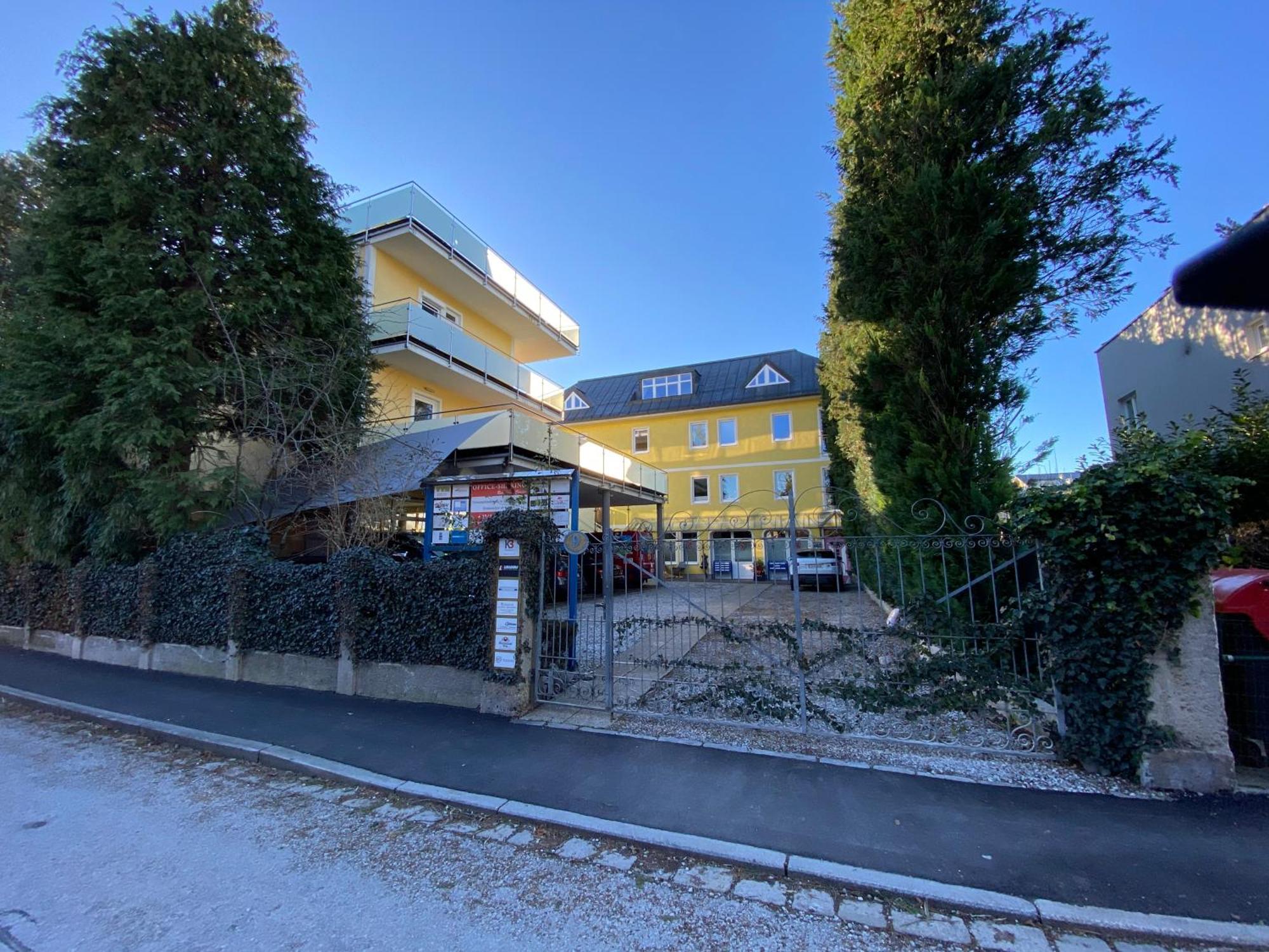 Apartment „1. Work & Sleep Luxury Apartment“ Fuer Arbeiten & Wohnen !