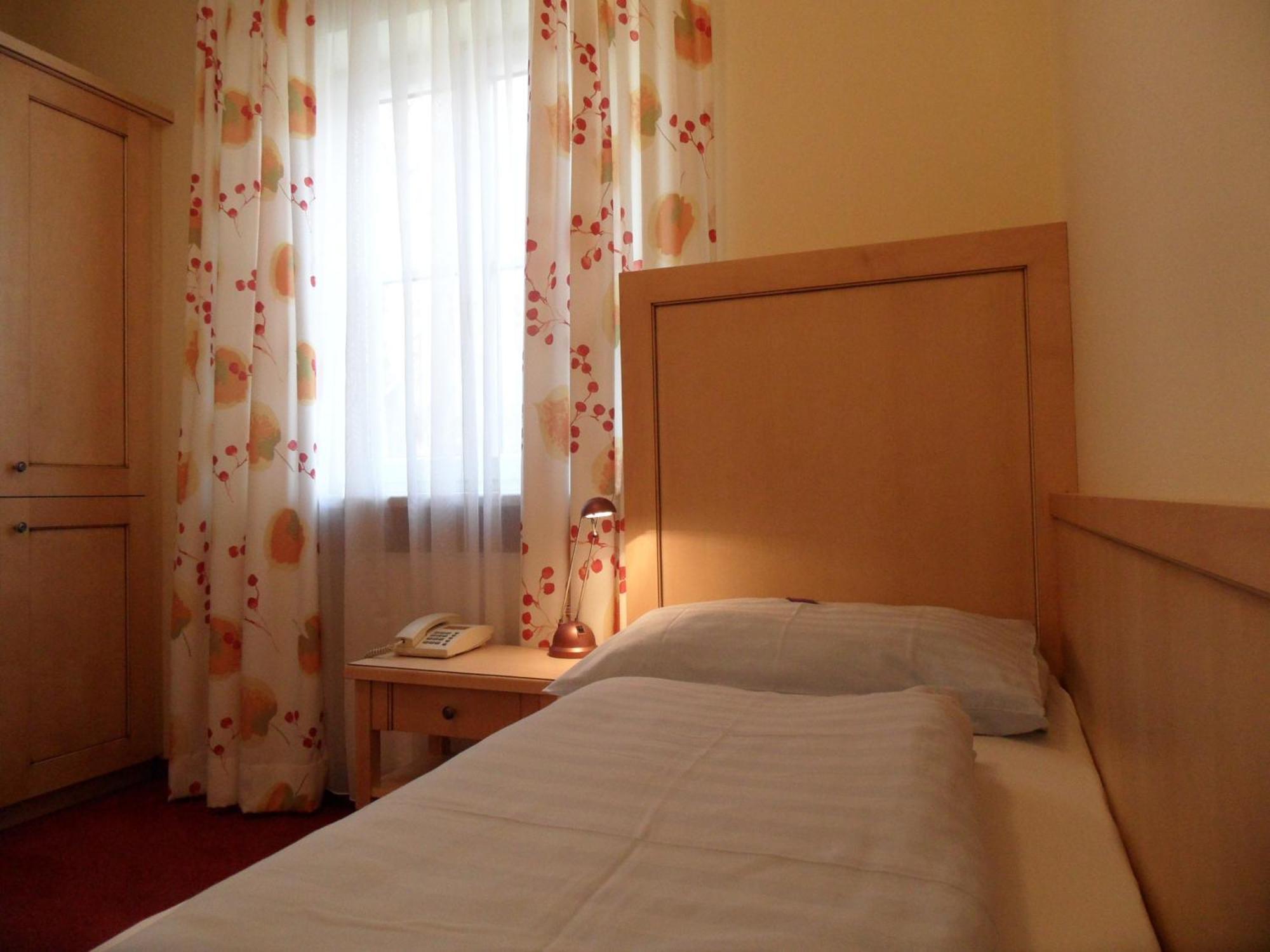 Katrin Guest house