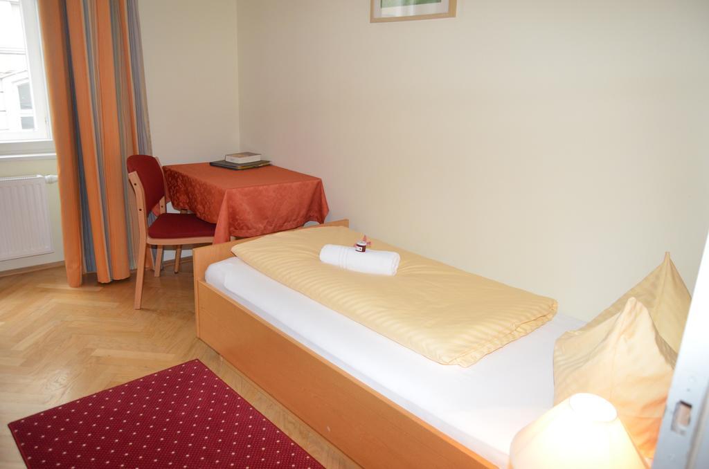 Gasthof Im Priesterseminar 3*