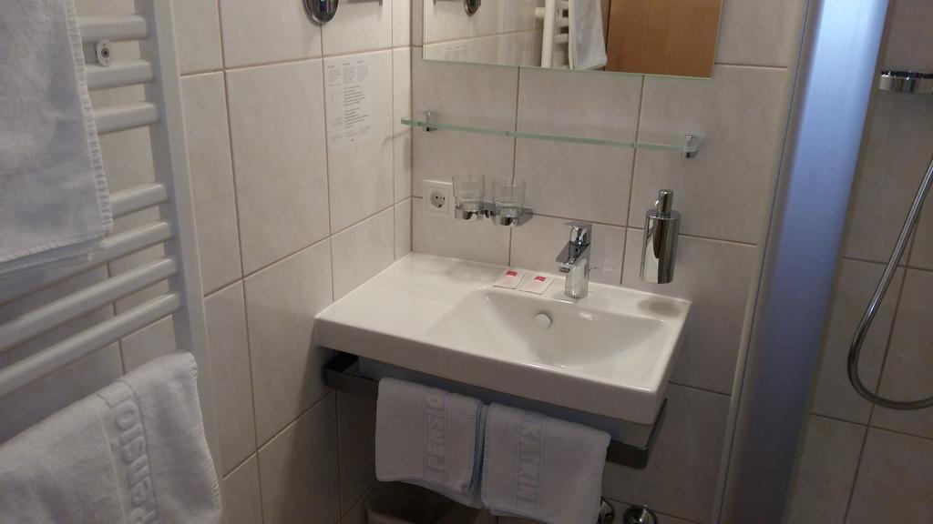 Katrin Guest house