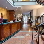 Radisson Blu Hotel Altstadt. Salzburg