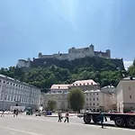 Ruhiges Apartment Mit Dachterrasse In Salzburg