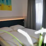 Pension Elisabeth - Rooms & Apartments