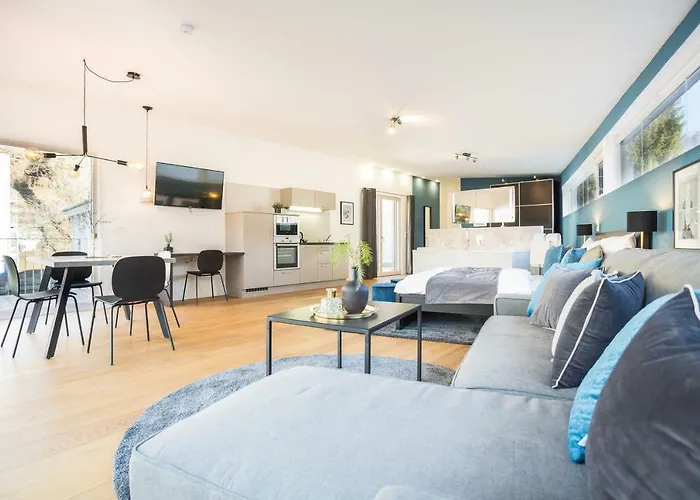 Room 4 & 5 Apartments