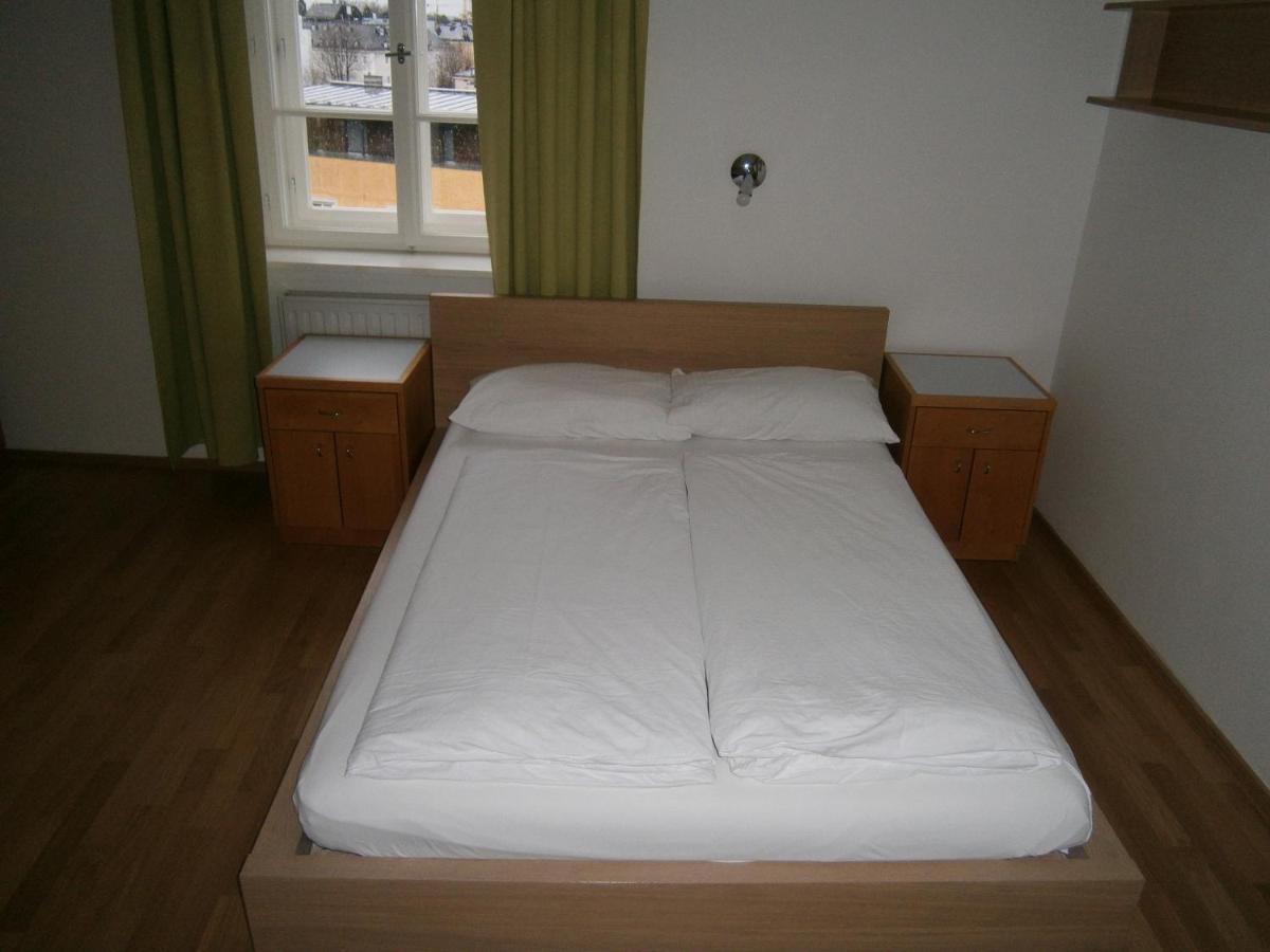 Institut St.sebastian Hostel