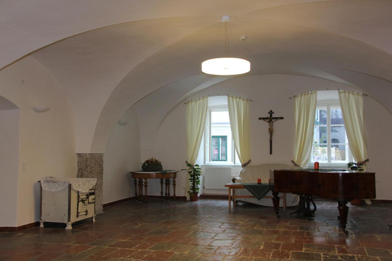 Institut St.sebastian *