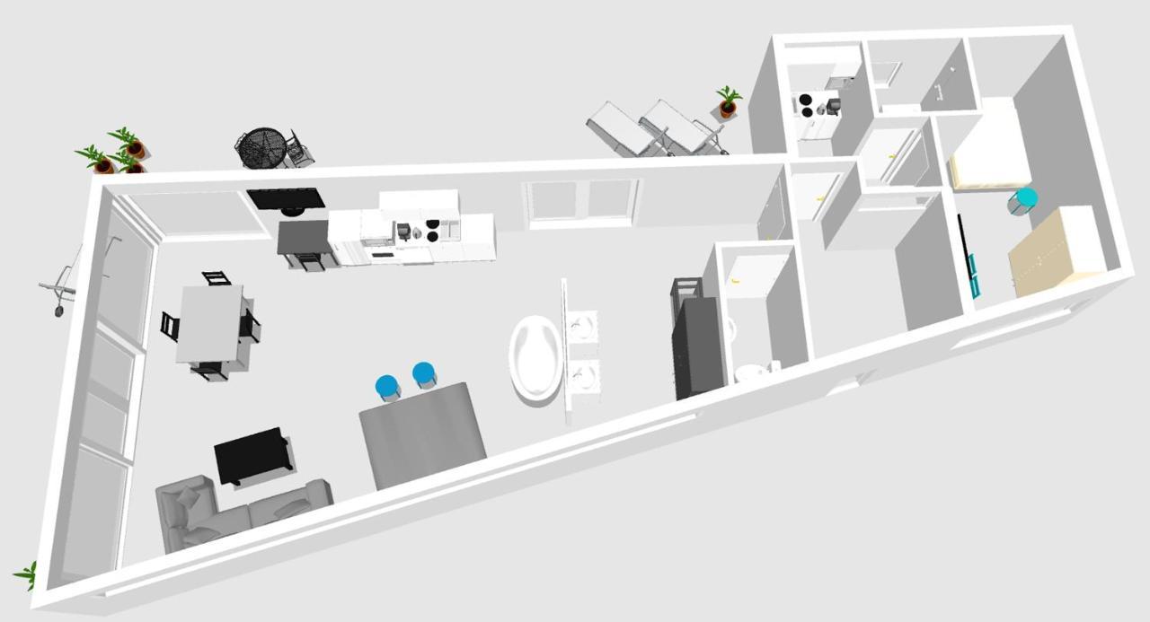 Apartment 4 & 5