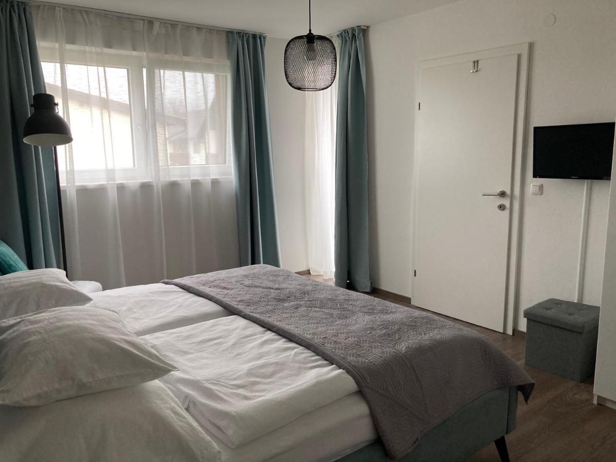 Kal's Apartment *