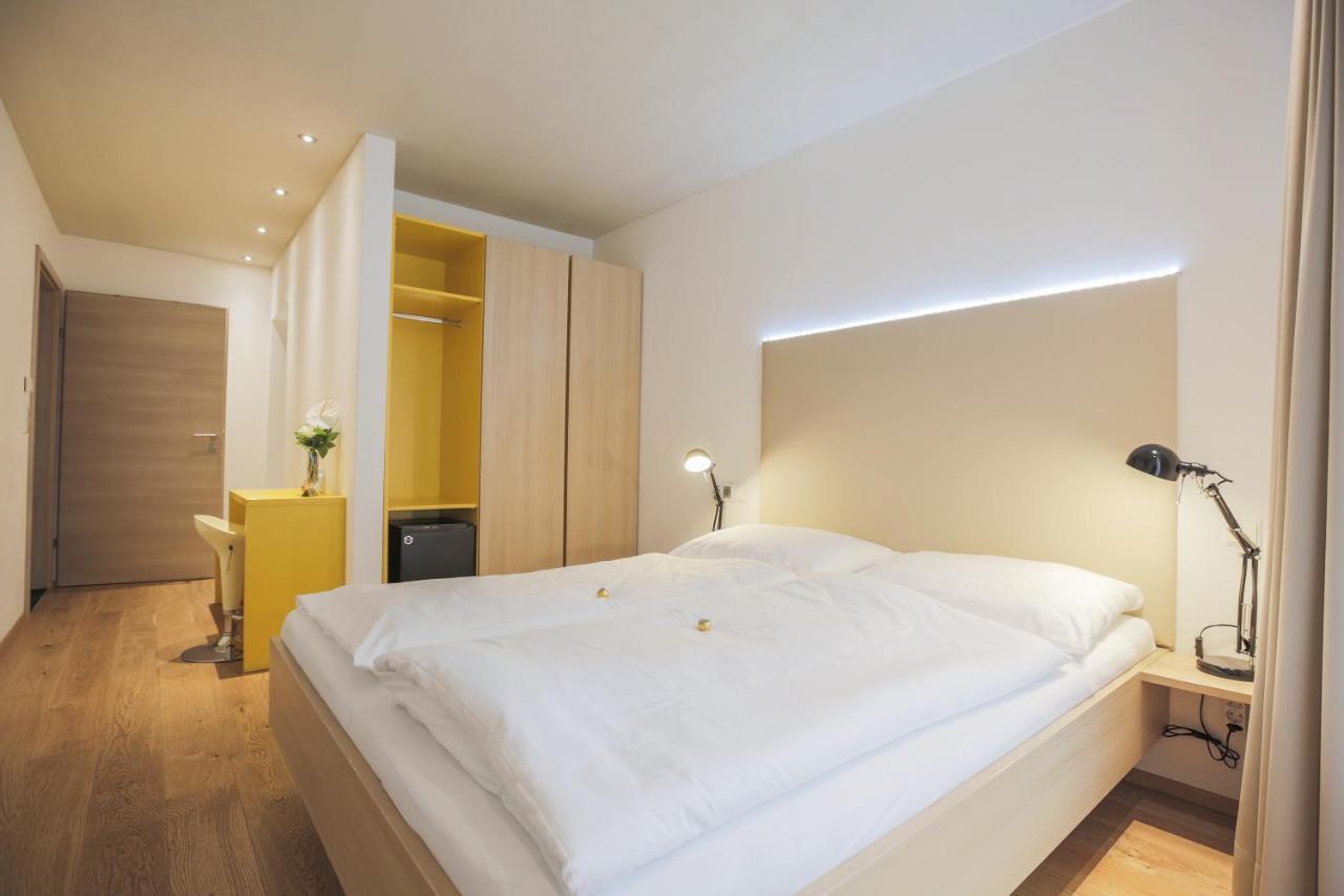 4 & 5 Apartment *