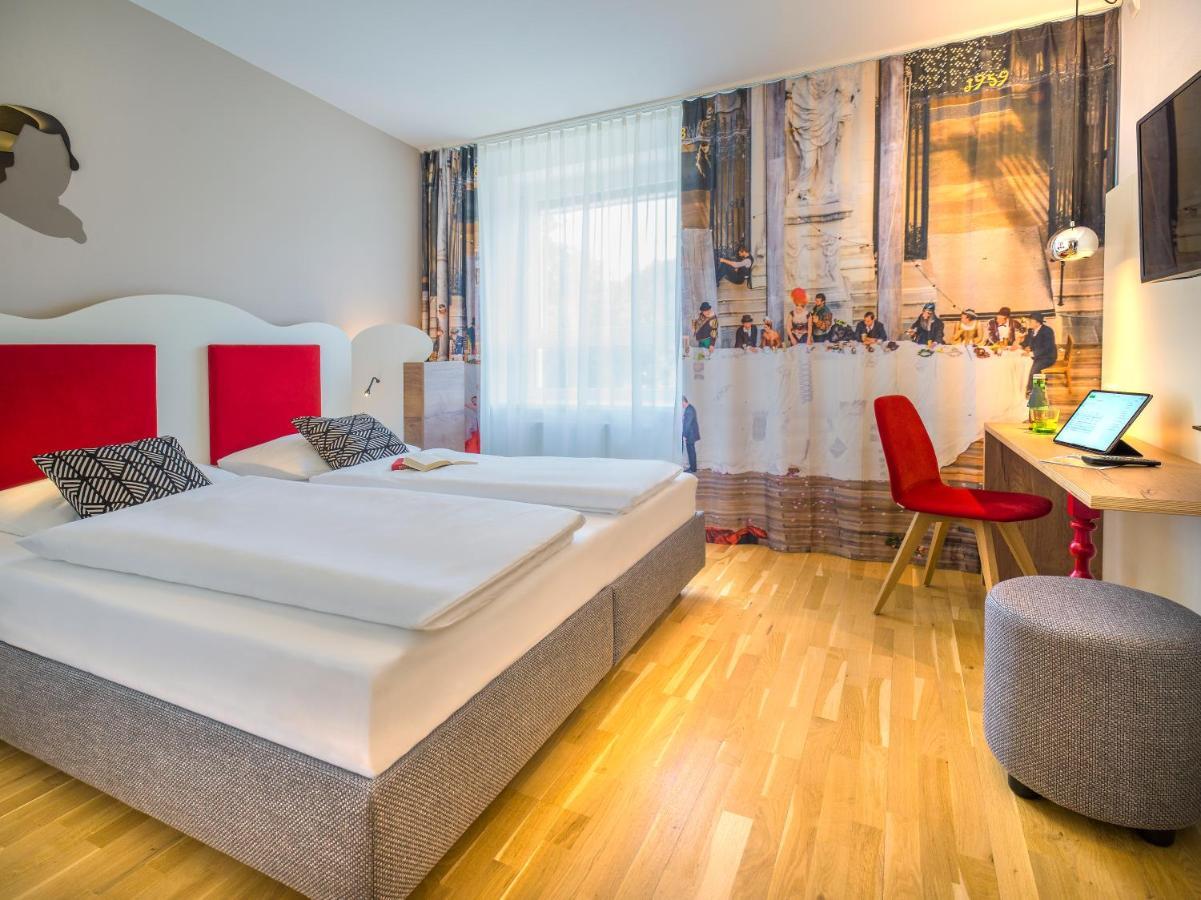 Jufa Hotel 4*