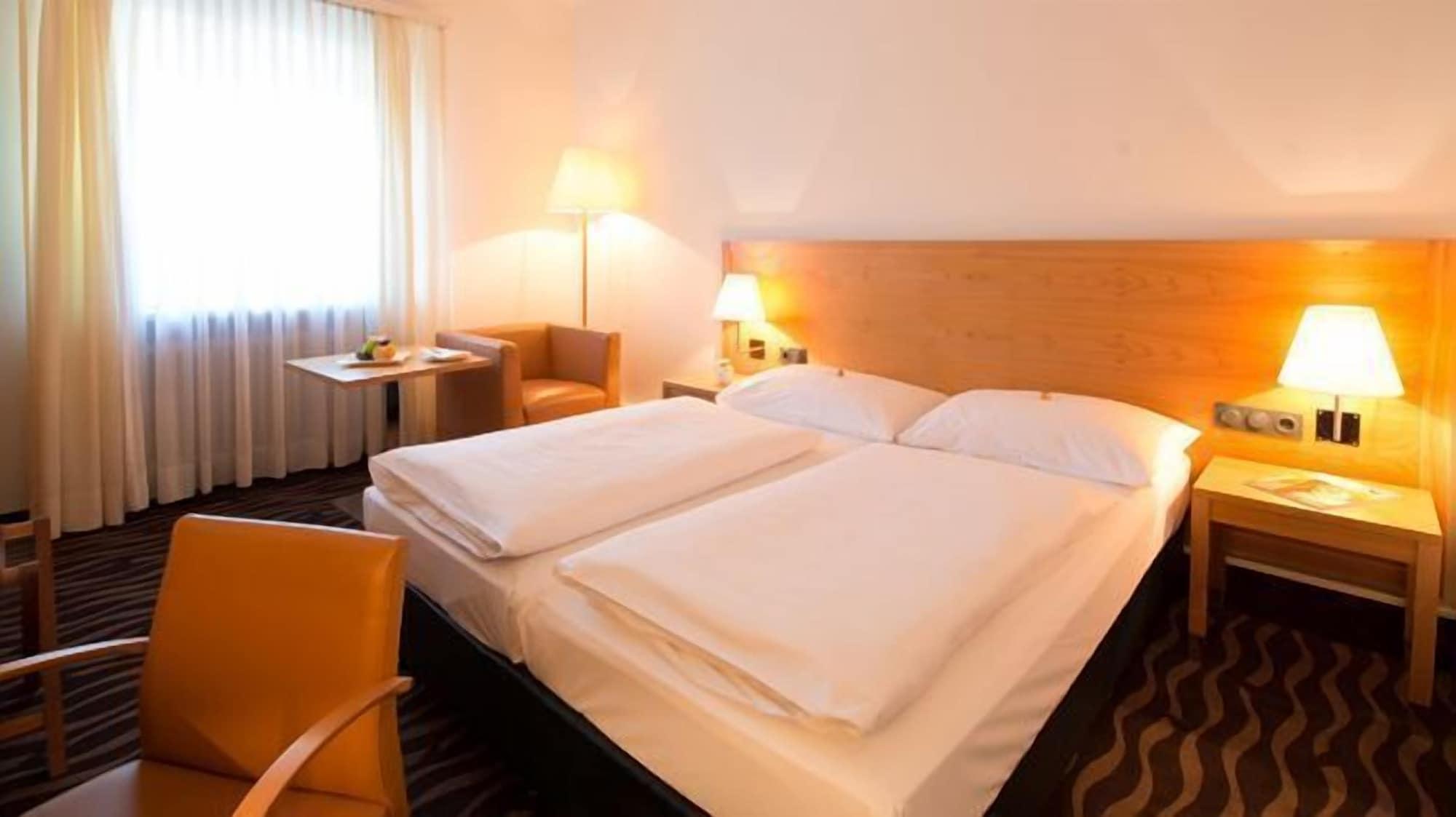 Hotel Arcotel Castellani 4*