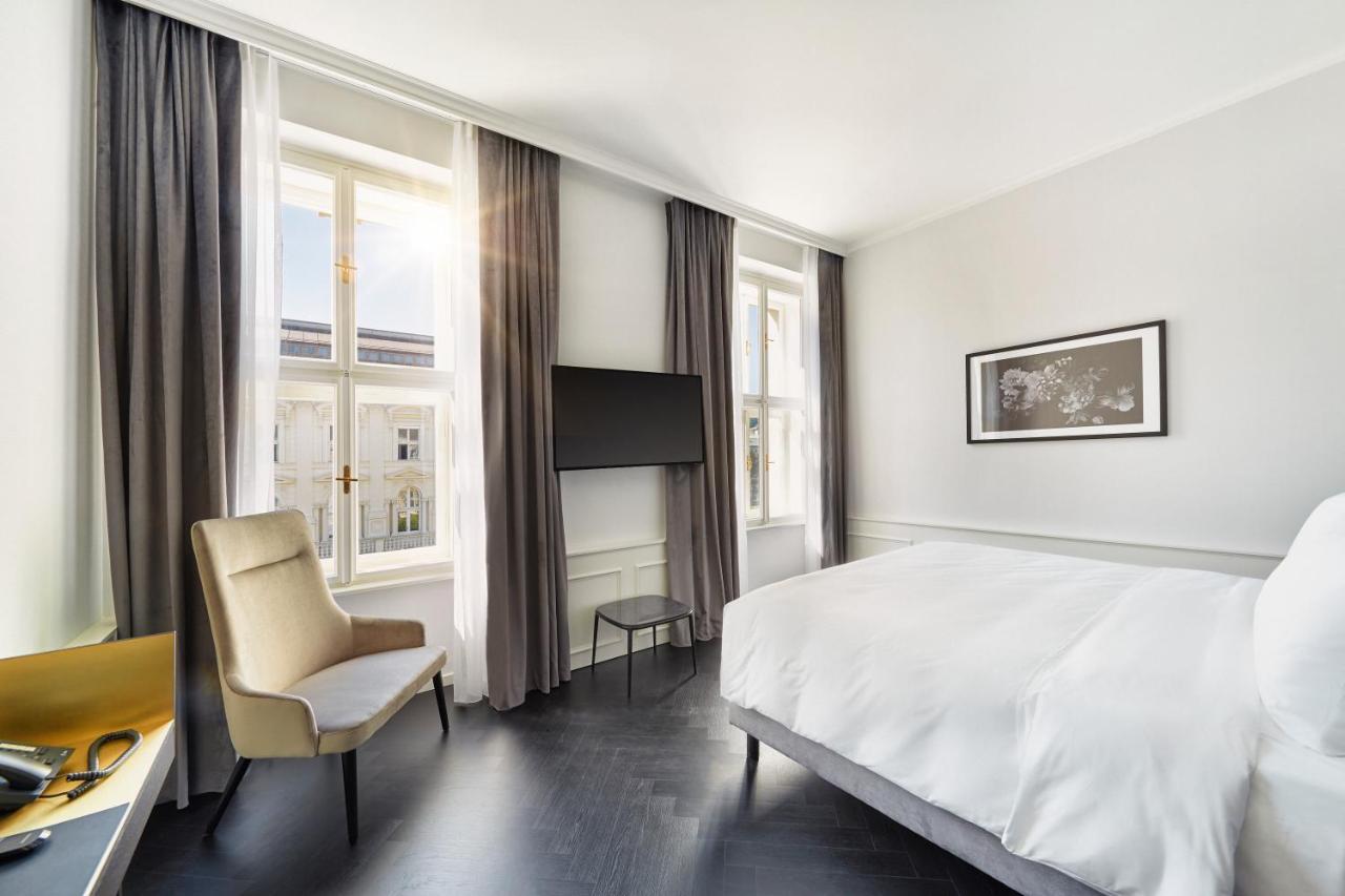 Hotel Hyperion 5*