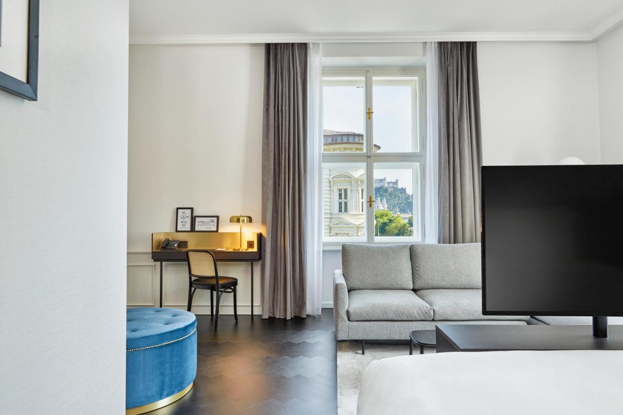 Hotel Hyperion