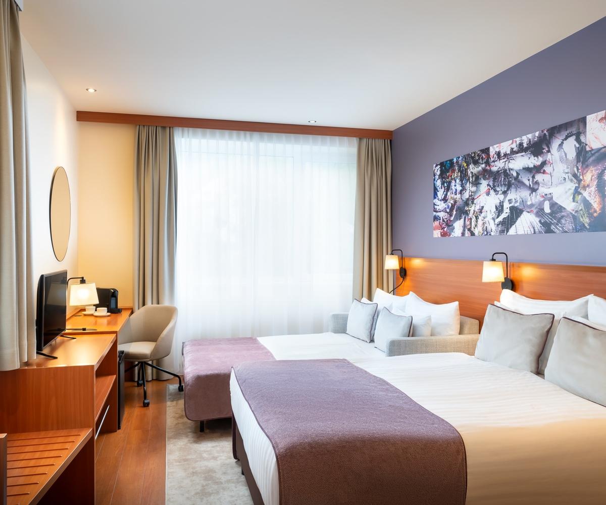 Leonardo Center Hotel