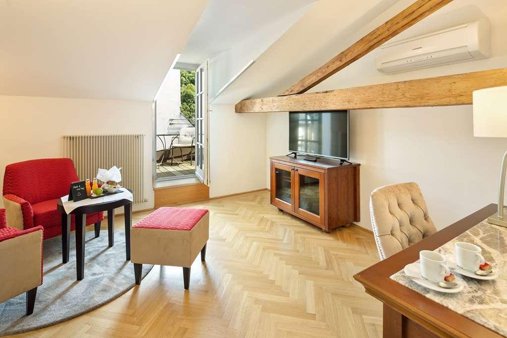 Hotel Radisson Blu Altstadt.