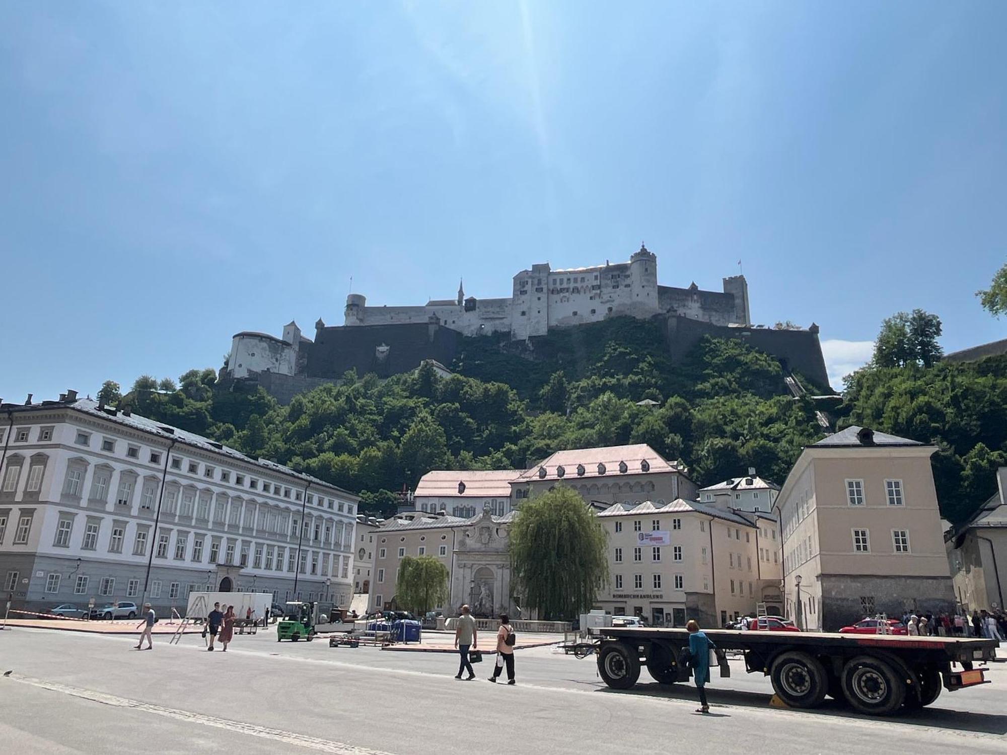 Ruhiges Mit Dachterrasse In * Salzburg