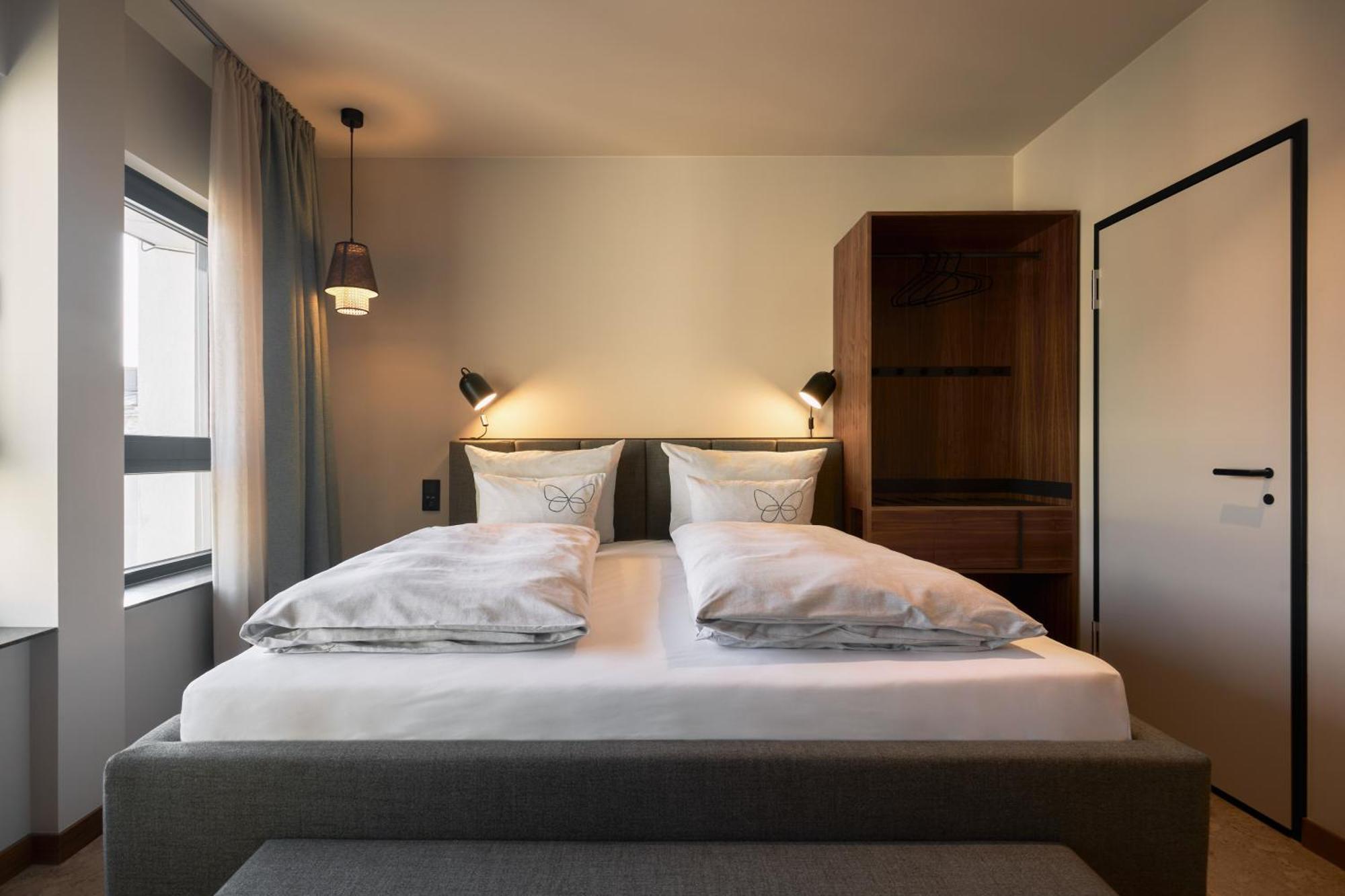 Cocoon 4*