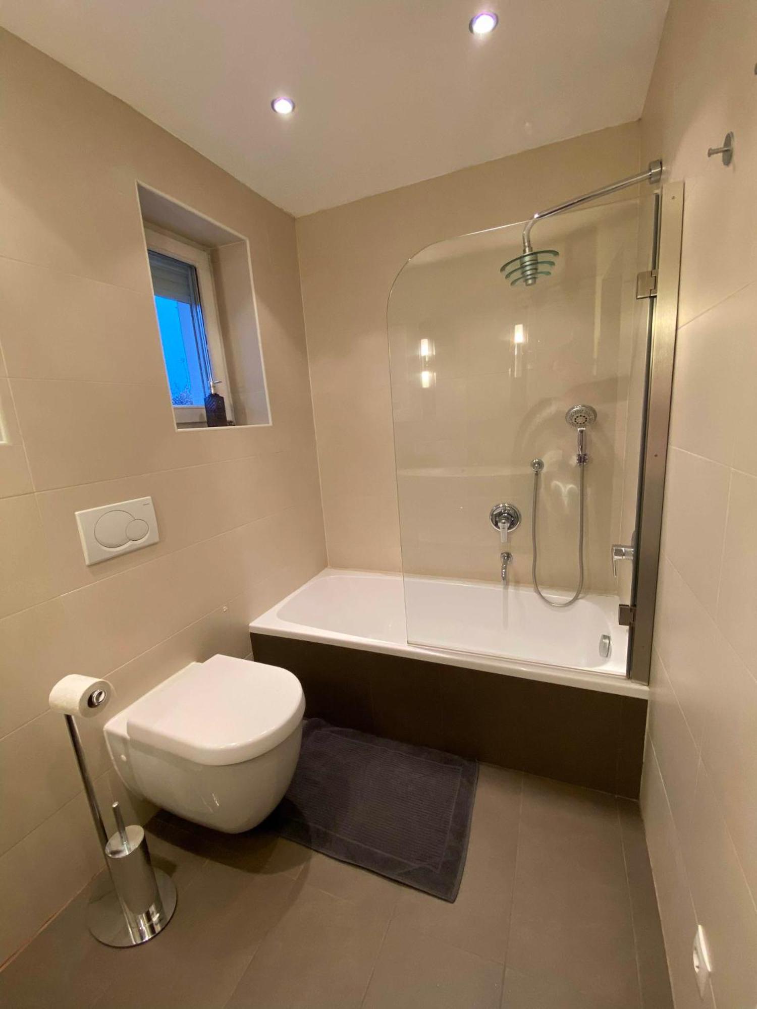 Cosy House With Garden, Close To City Center, Good Traffic Connection Salzburg