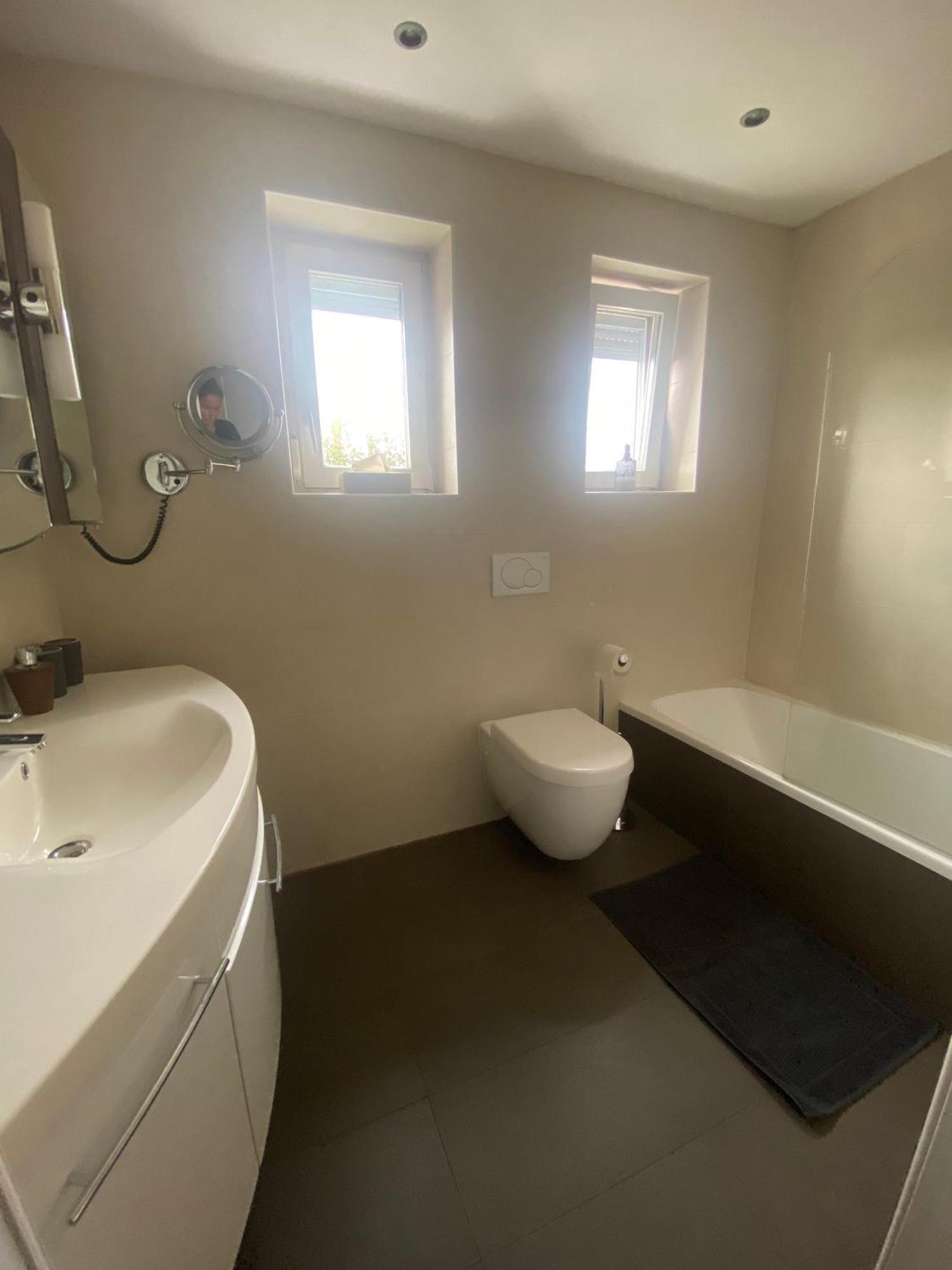 Cosy House With Garden, Close To City Center, Good Traffic Connection Holiday home *
