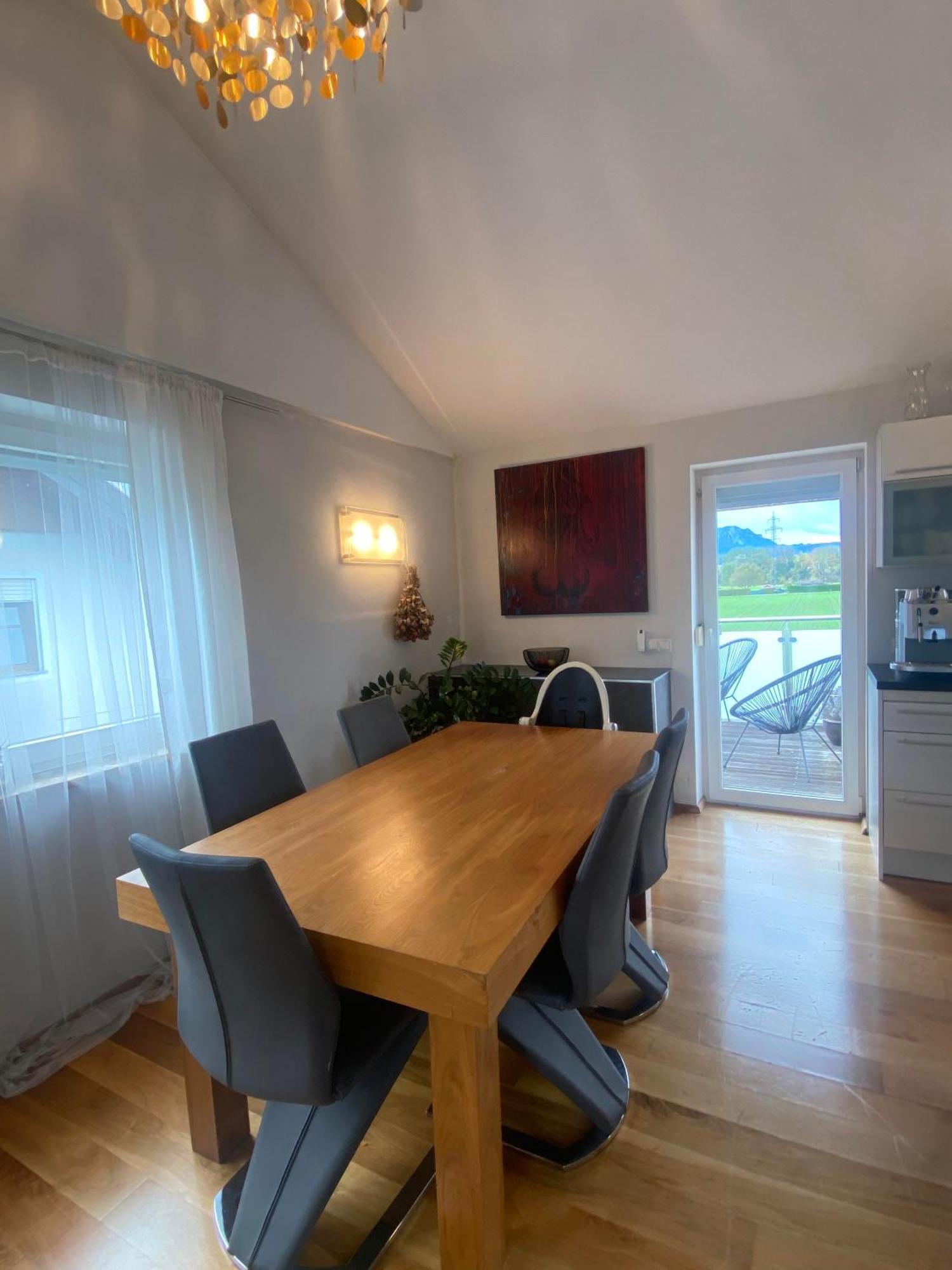 Cosy House With Garden, Close To City Center, Good Traffic Connection *