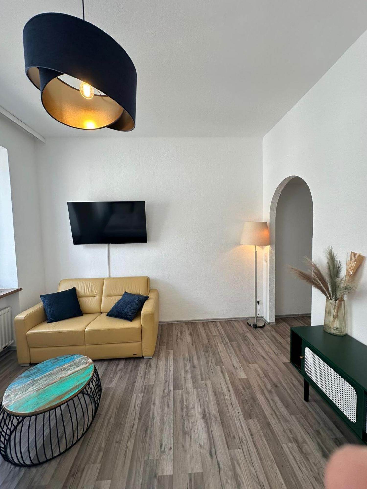 Topside Apartment *