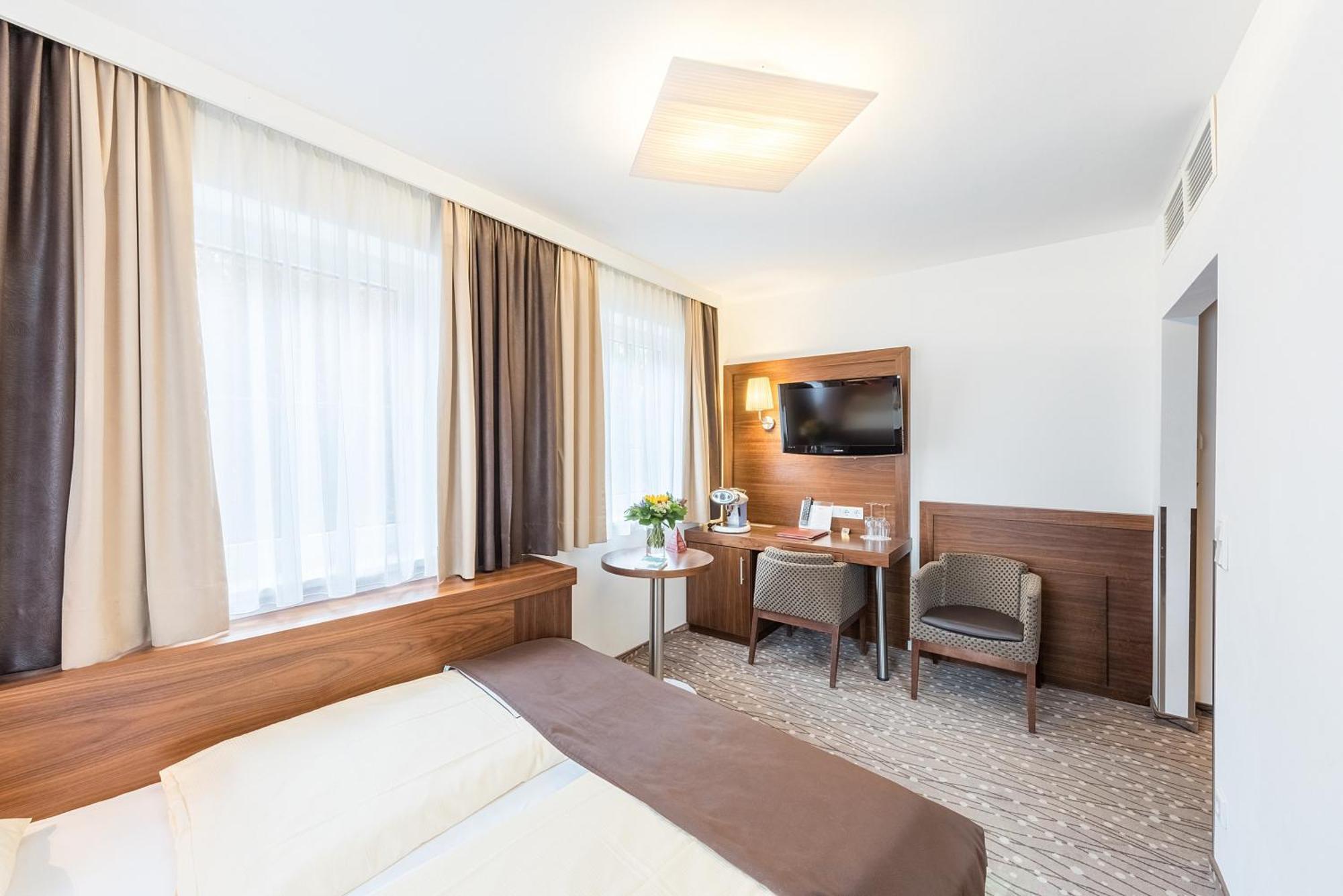 Hotel Austria Classic Hoelle 4*