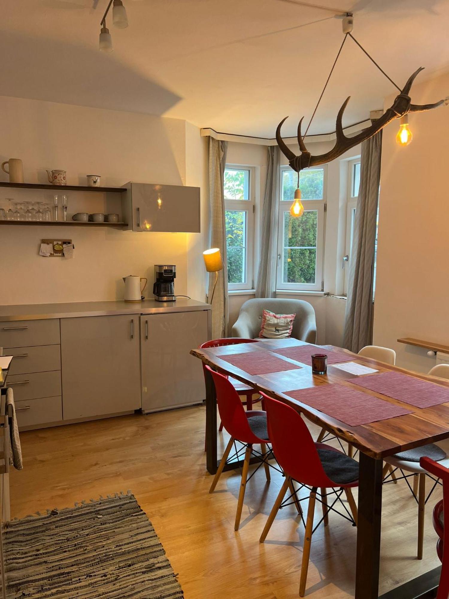 Apartment Traditional