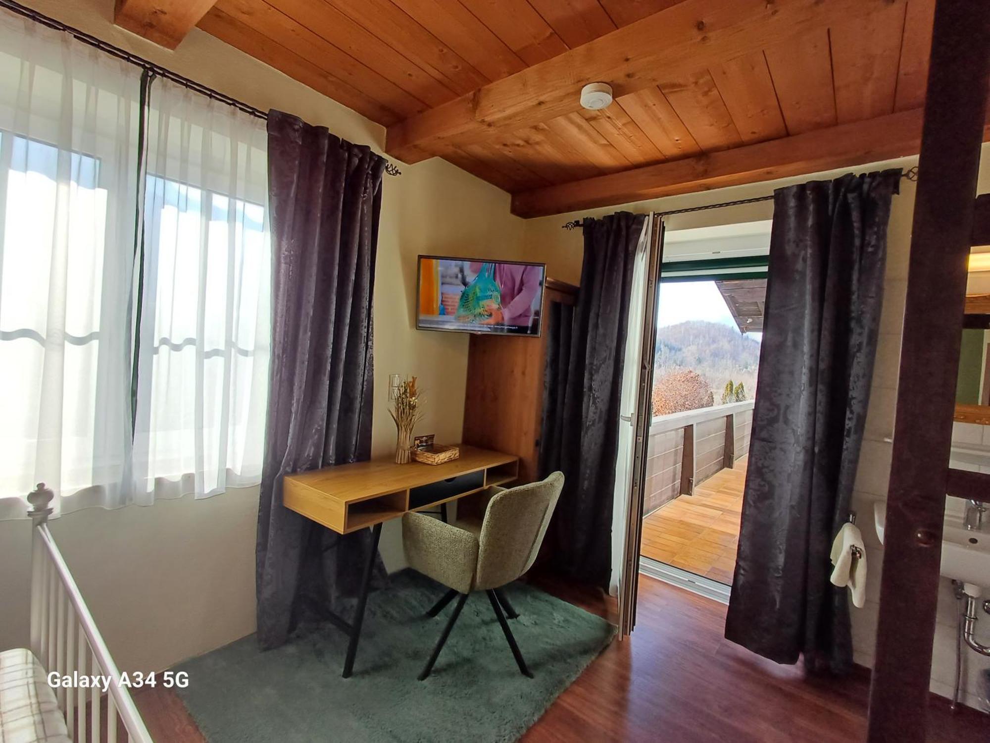Haus Am Moos Bed & Breakfast