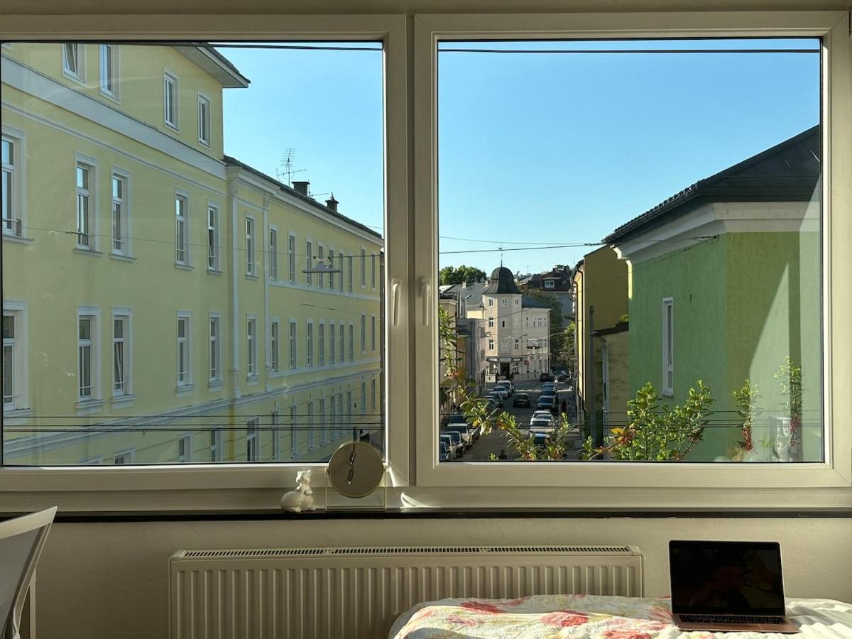 Cozy Apartment, Location *