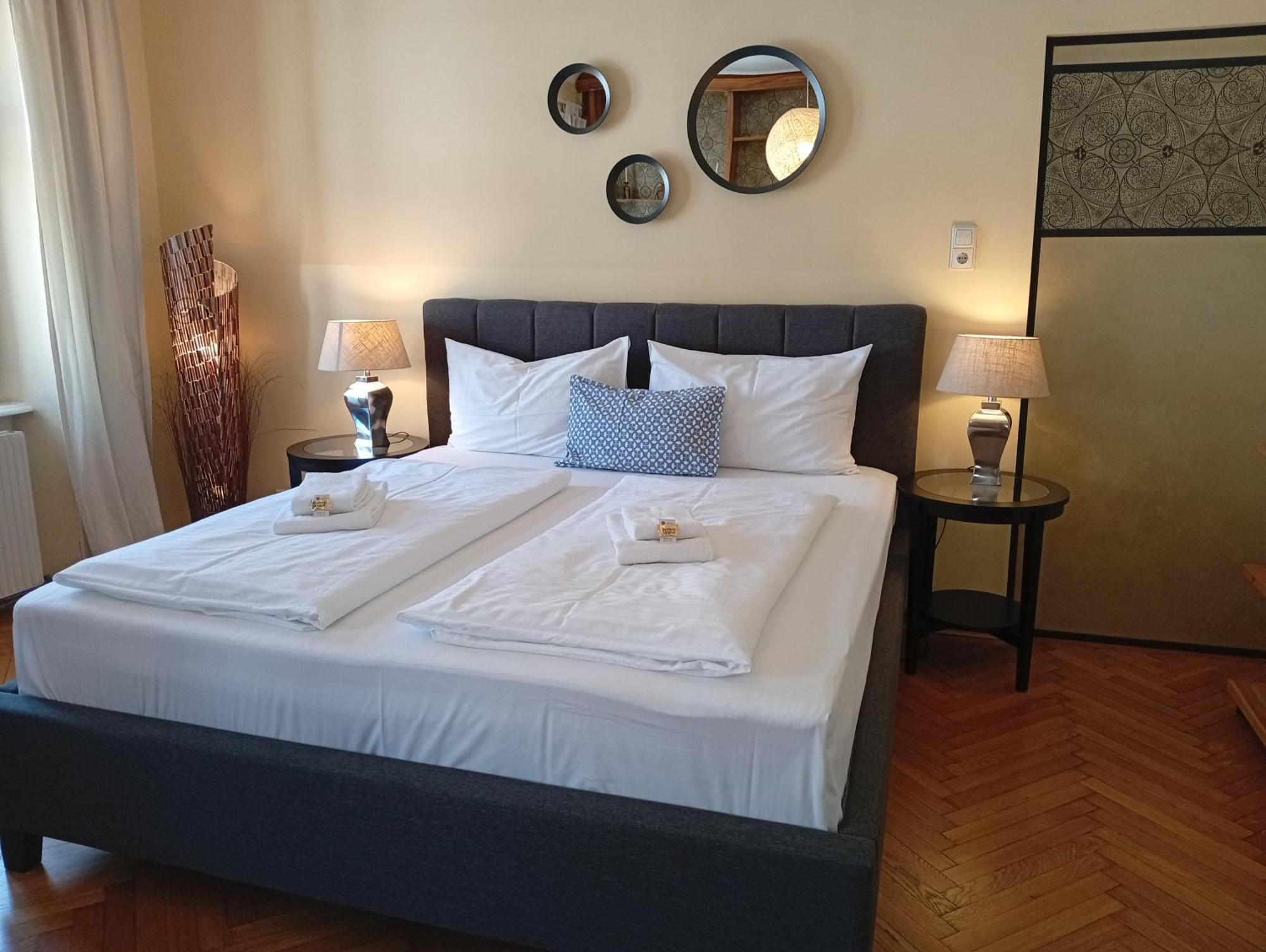 Arte Vida Boutique Guesthouse Apartment