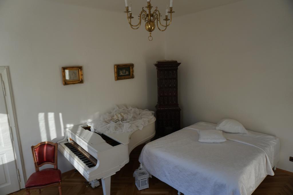 Bed & Breakfast Sarah's Altstadt Oase 4*
