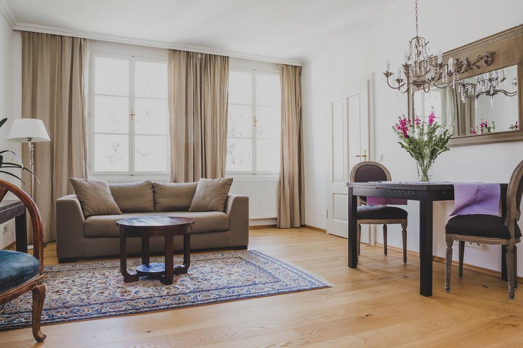 Place To Apartment