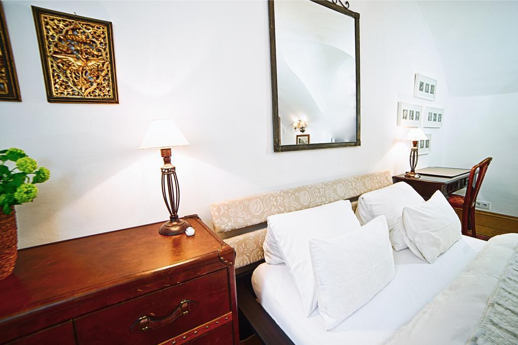 Apartment Place To