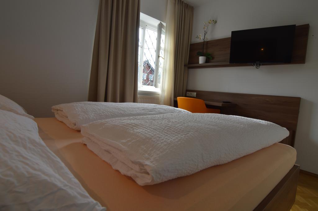 Guest house Elisabeth - & *