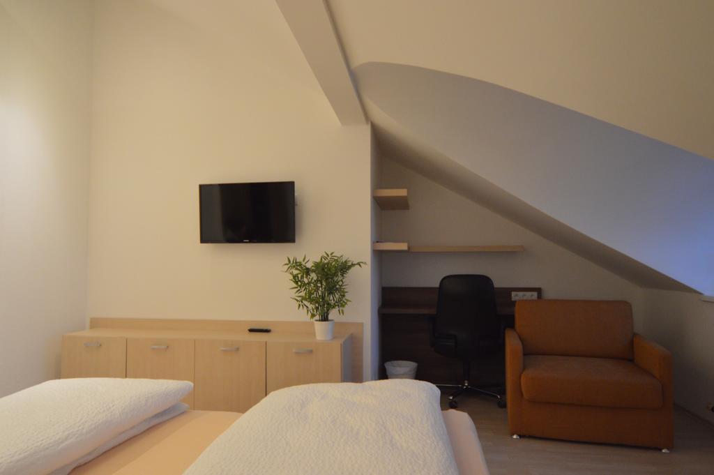 Guest house Elisabeth - & *