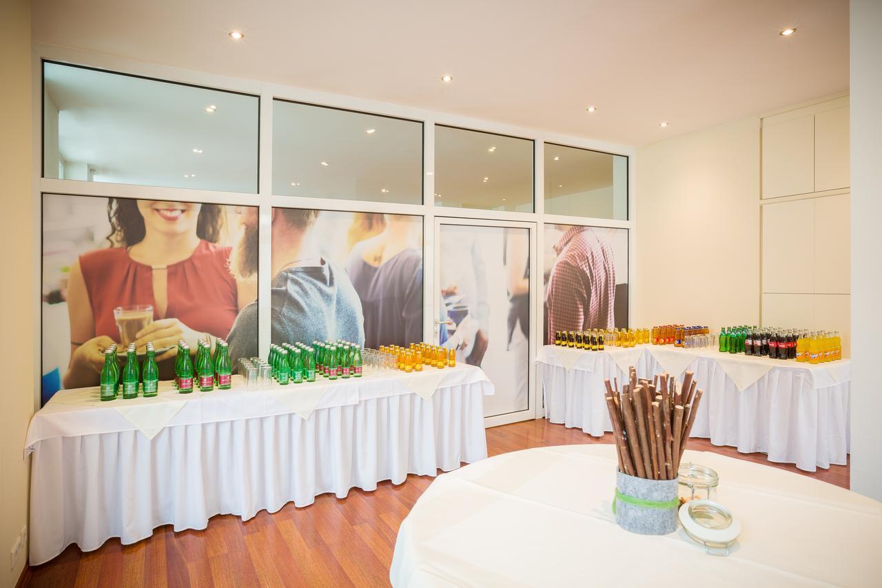 Am Neutor Zentrum 4*