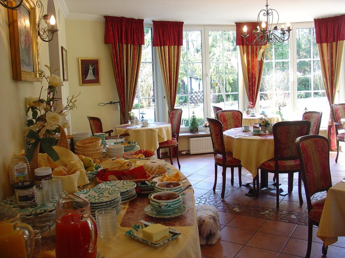 Haus Am Moos Bed & Breakfast