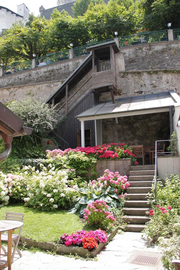 Apartment Place To
