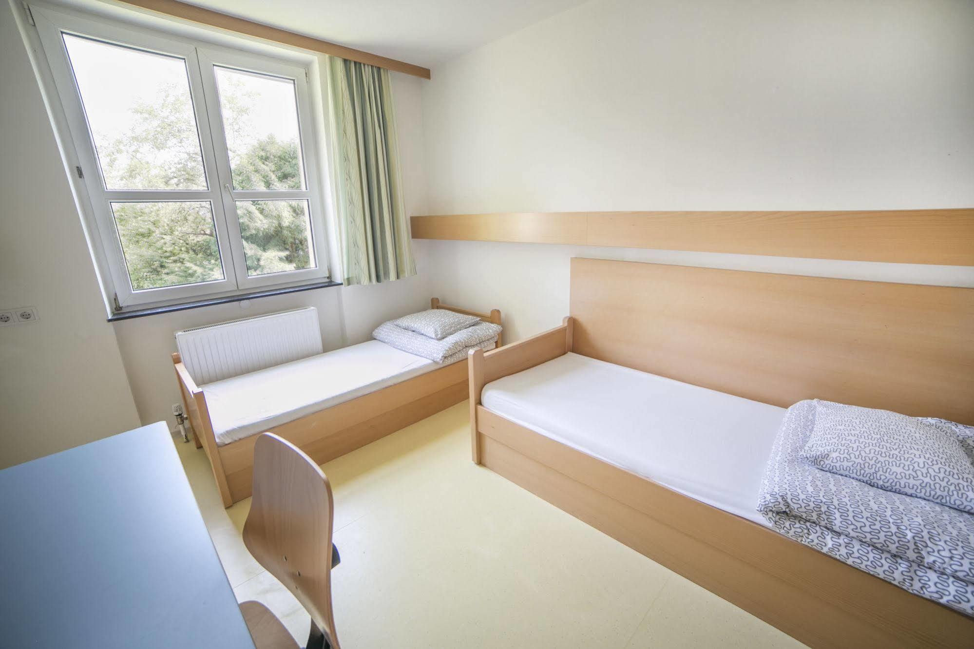 Muffin Hostel *