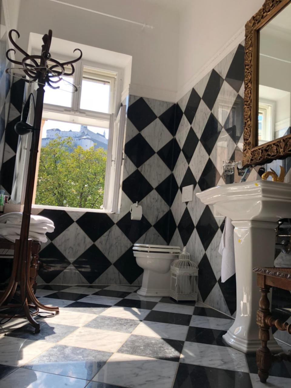 Bed & Breakfast Sarah's Altstadt Oase 4*