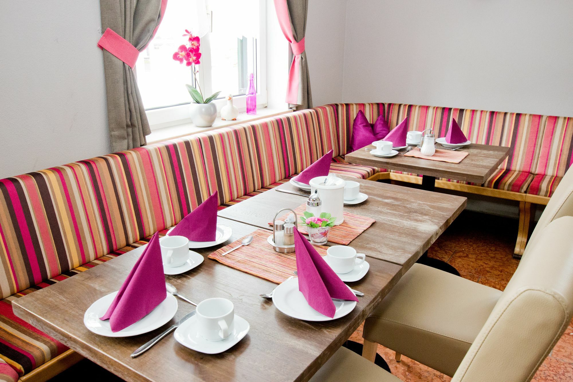 Junior By Max 70 Guest house