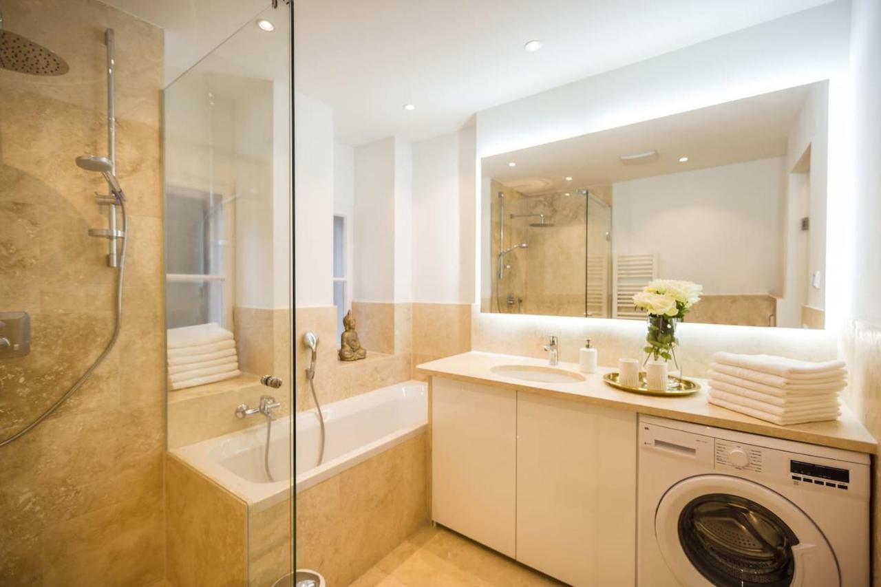 Exclusive Cosi Fan Tutte Apartment *