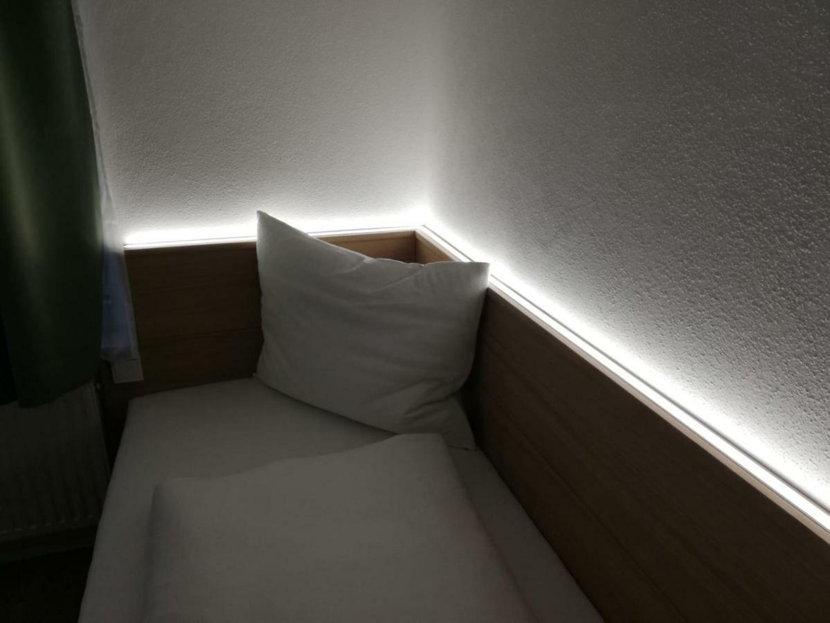 Floeckner B&B Bed & Breakfast 3*