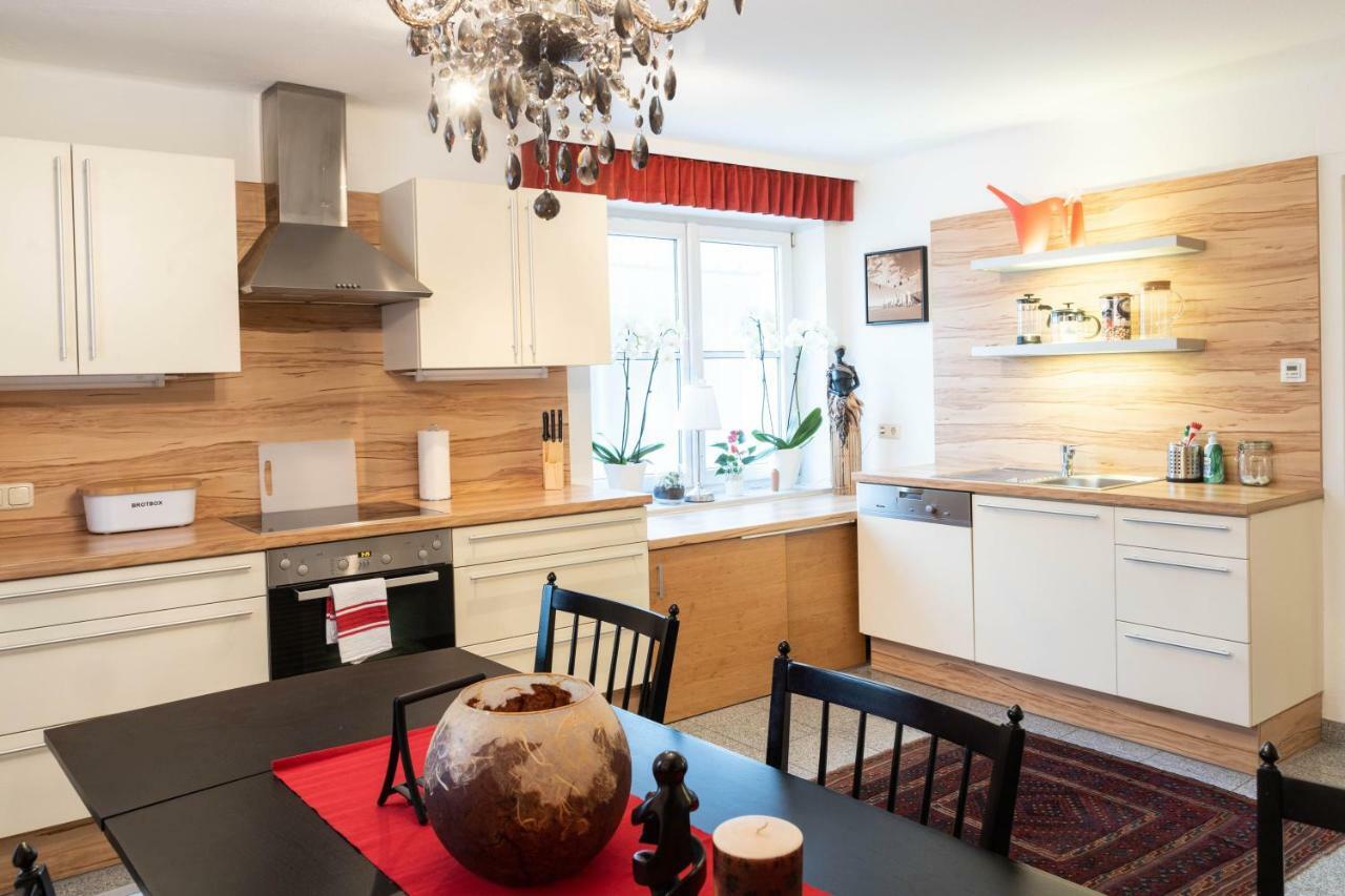 Maxglan Apartment