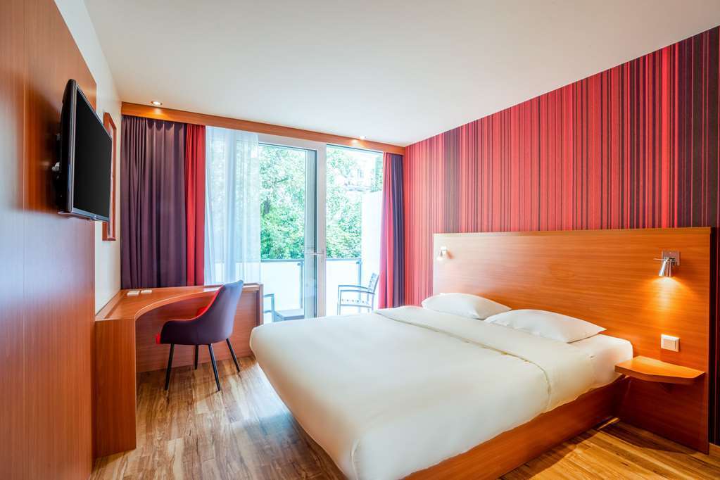 Leonardo Center Hotel 3*