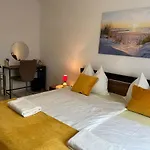 Cozy Room Apartment Nearmaintrainstation