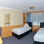 Hotel Ganslhof - Adults Only