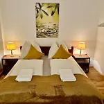 Natures Nest Garden Stay With Free Parking